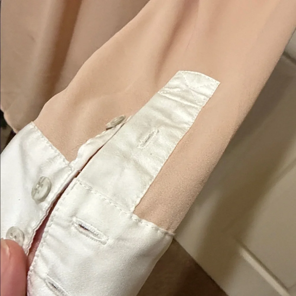 Free People Blouse Hidden Button Down Front. Size XS. Sheer Satin Trim. Pocket